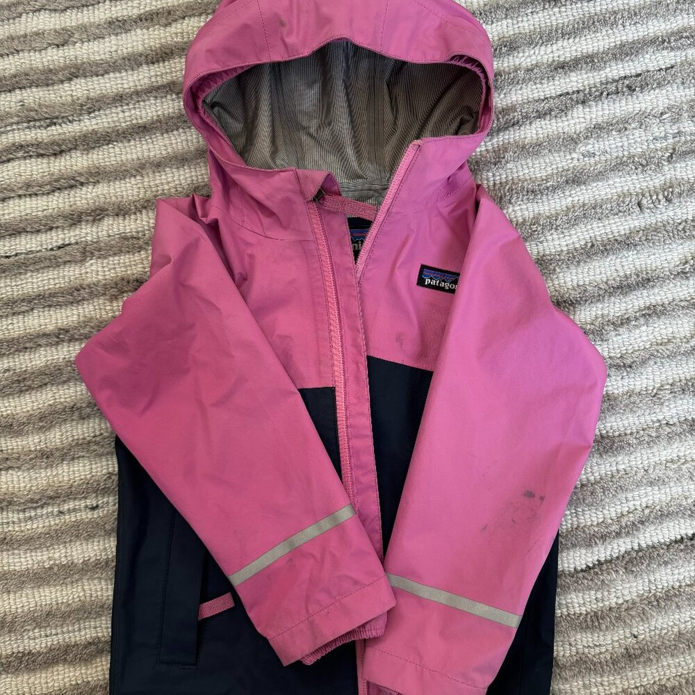 Patagonia Torrentshell 3L Rain Jacket - Size 2T